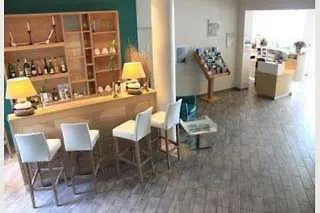 De La Hotel